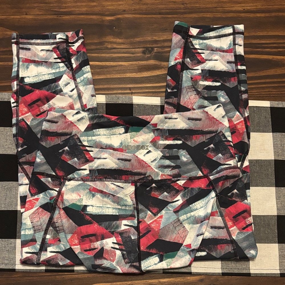 Ododos pink medium  Patterned capri Leggings